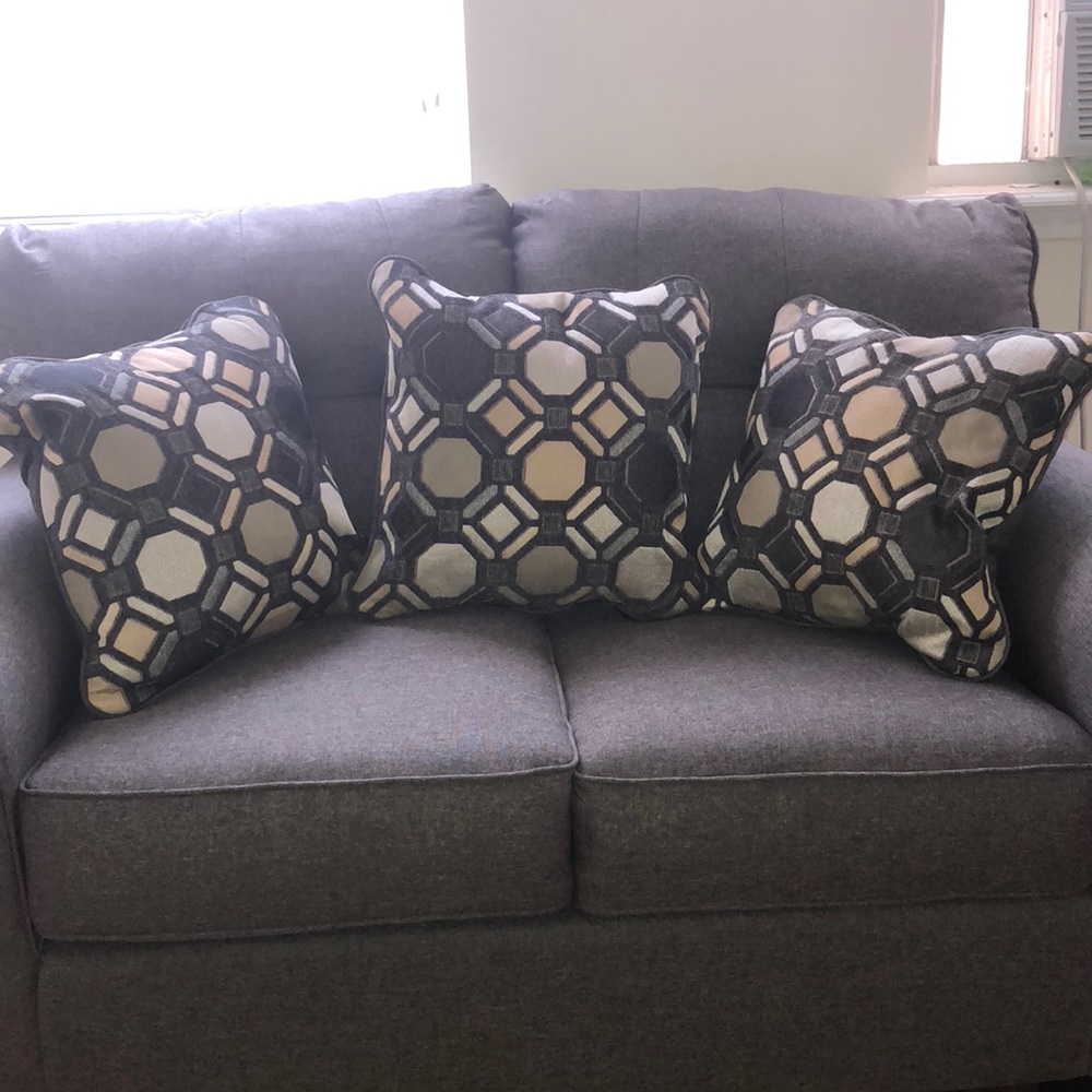 Throw Pillows